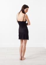 Load image into Gallery viewer, Delicious Lace Slip - black
