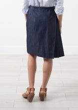 Load image into Gallery viewer, Side Pleat Skirt - violet

