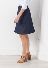 Load image into Gallery viewer, Side Pleat Skirt - violet
