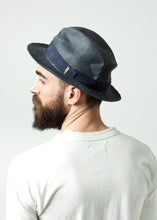 Load image into Gallery viewer, Hobo Hat - violet
