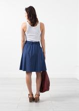 Load image into Gallery viewer, Trumpet Skirt - purple
