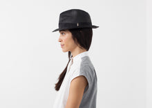 Load image into Gallery viewer, Hobo Hat - apricot
