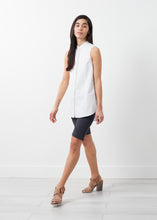 Load image into Gallery viewer, Sleeveless Tunic - apricot
