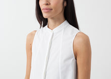 Load image into Gallery viewer, Sleeveless Tunic - apricot
