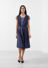 Load image into Gallery viewer, Relax Dress - purple
