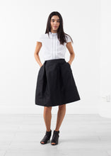 Load image into Gallery viewer, Reversi Skirt - white
