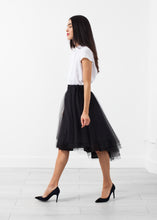 Load image into Gallery viewer, Riri Skirt - white
