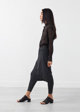 Load image into Gallery viewer, Knitted Trouser - brown
