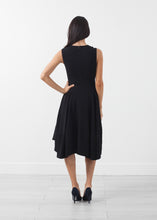 Load image into Gallery viewer, V-Neck Dress - green
