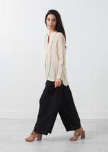 Load image into Gallery viewer, Seva Top - black
