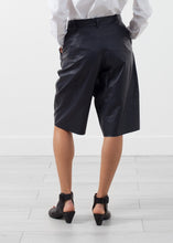 Load image into Gallery viewer, Feather Weight Short - blue
