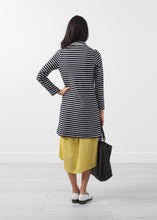 Load image into Gallery viewer, Halo Coat - violet
