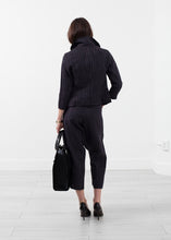 Load image into Gallery viewer, Pinstripe Blazer - brown
