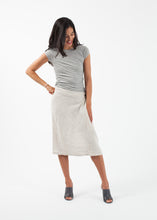 Load image into Gallery viewer, Fitted Tee - yellow
