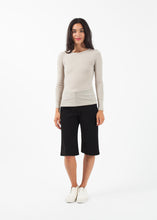 Load image into Gallery viewer, Long Sleeved Tee - green
