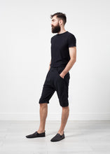 Load image into Gallery viewer, Yank Crewneck Tee - white
