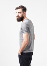 Load image into Gallery viewer, Linen T-shirt in Dolphin - green
