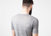 Load image into Gallery viewer, Linen T-shirt in Dolphin - green
