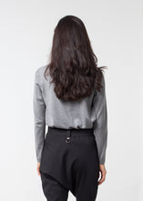 Load image into Gallery viewer, Woven Bermuda Short - red
