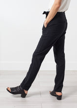 Load image into Gallery viewer, Troupy Pant in Silky Cotton - purple
