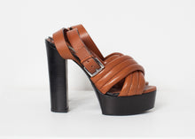 Load image into Gallery viewer, Farlill Heel in Brown - indigo
