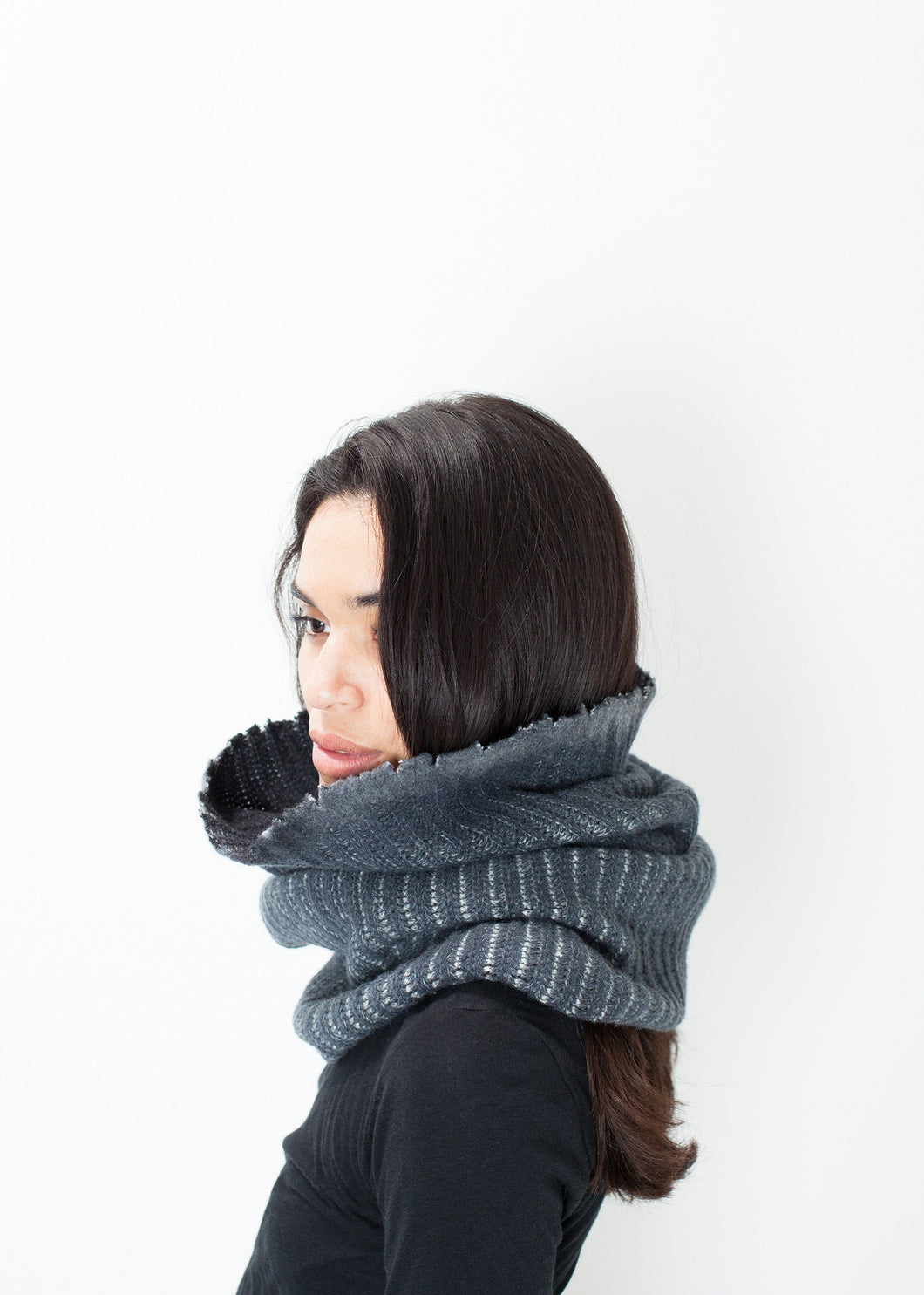Knit Neck Warmer in Grey - orange