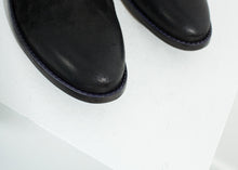 Load image into Gallery viewer, Sassolo Oxford in Black - brown
