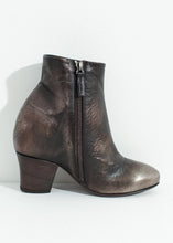 Load image into Gallery viewer, Scavata Ankle Boot in Bronze - orange
