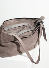 Load image into Gallery viewer, Fantasma Bag in Mud - gray
