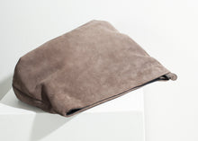 Load image into Gallery viewer, Fantasma Bag in Mud - gray
