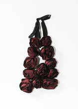 Load image into Gallery viewer, Rose Necklace in Red - black
